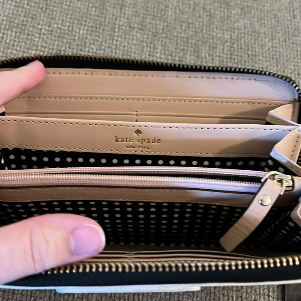 Kate Spade Large Zip Around Wallet - Picture 6 of 8